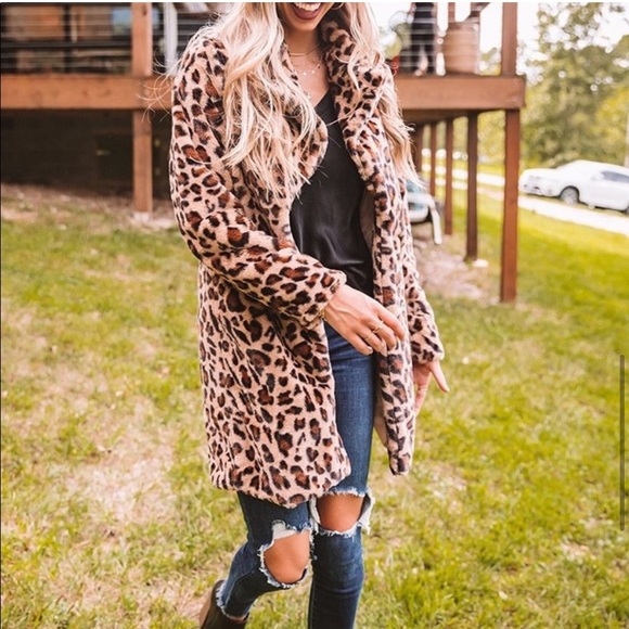 Love Tree Faux Fur Leopard Jacket - Picture 10 of 10